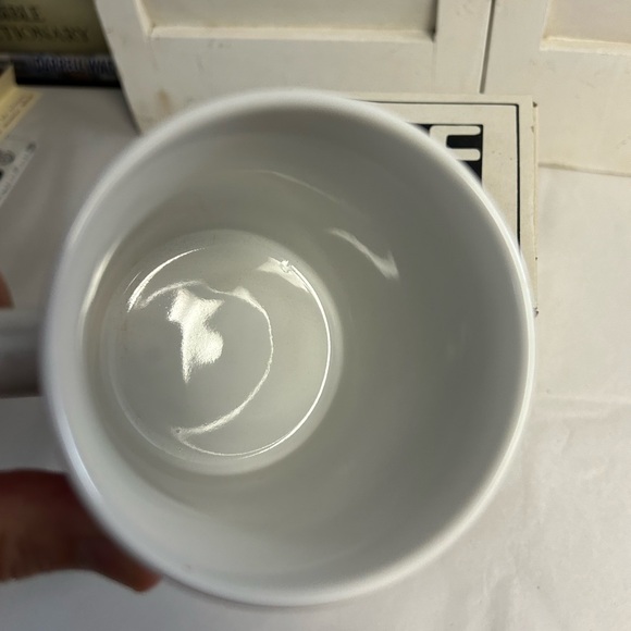 Vintage 1990's MARY ENGELBREIT unused Christmas mug in original box Merrily Sled - Picture 3 of 12